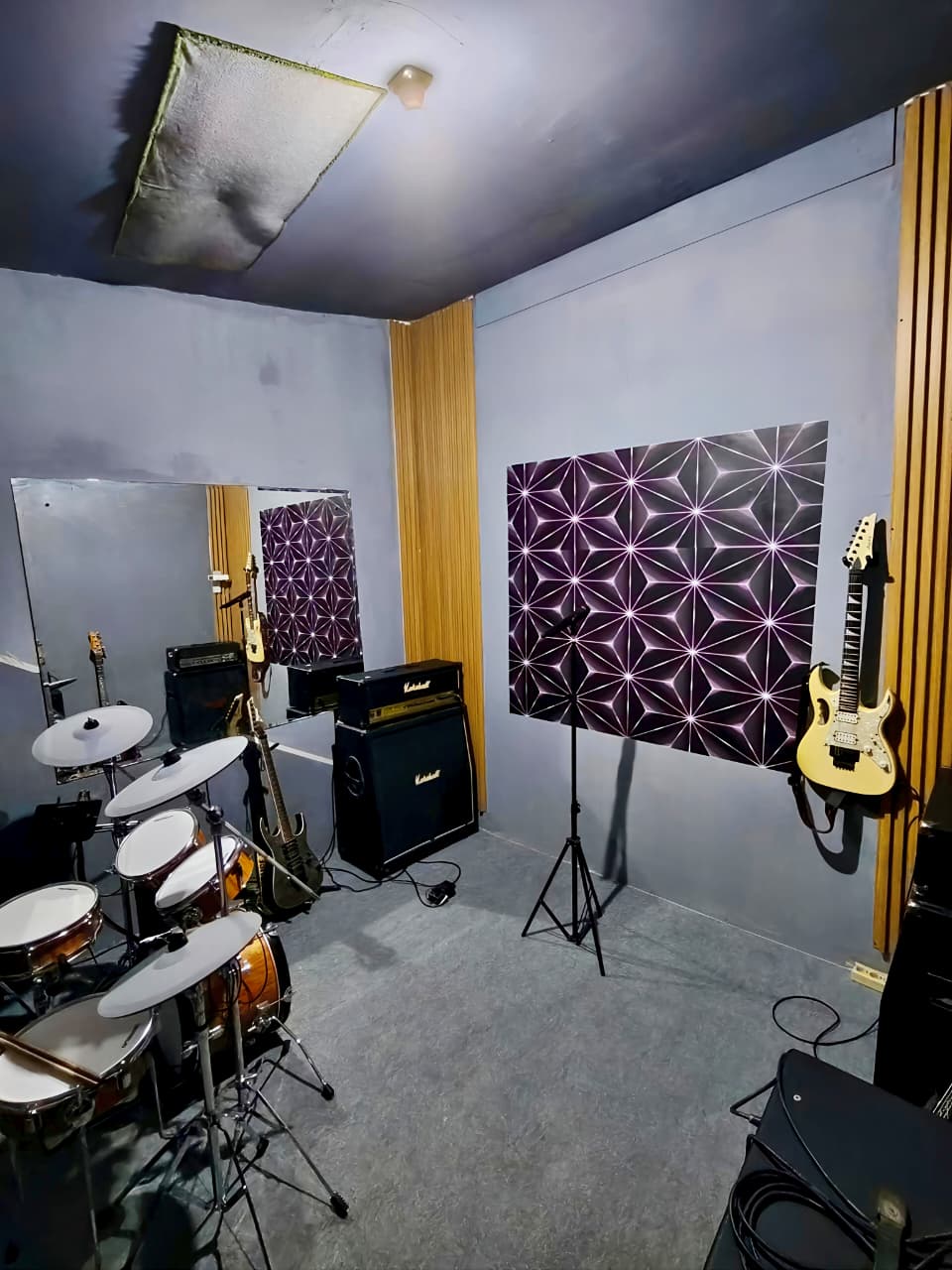 Tentang Mouza Musik Studio